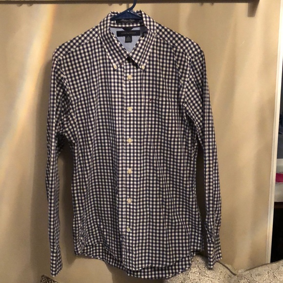 tommy hilfiger slim fit button down